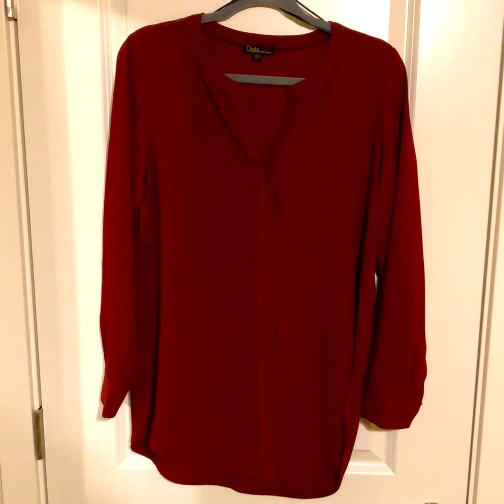 Dalia Women’s Button Down Long Sleeve Top Medium